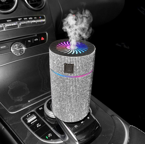 8914f926-39fa-4794-8e86-ce7342ee6d52.jpg Car Mounted Air Purification Humidifier - منقى هواء السيارة و مخفض الرطولة